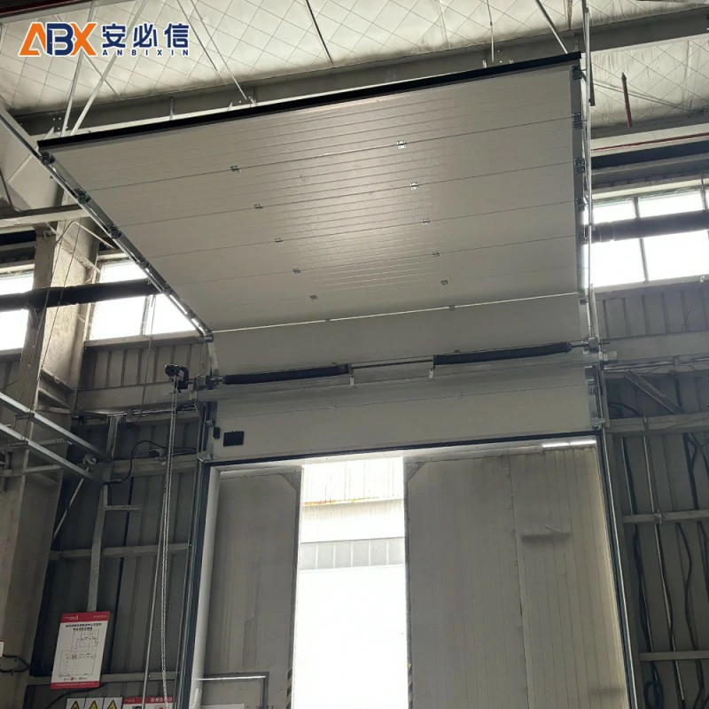 山南铝板提升门